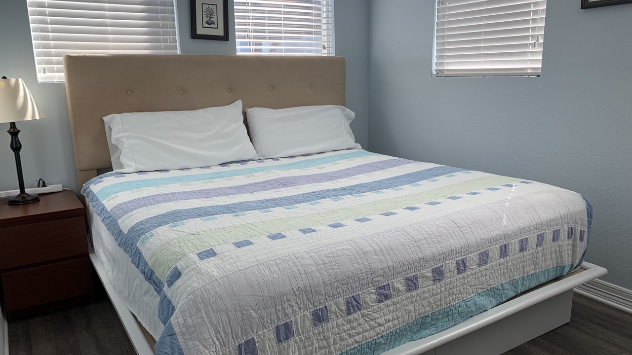 Photo of Bedroom in Pirates Beach West
