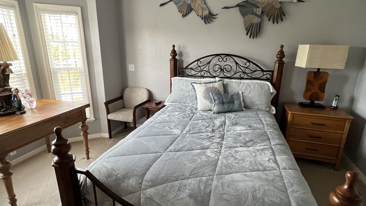 Photo of Bedroom in Suwannee