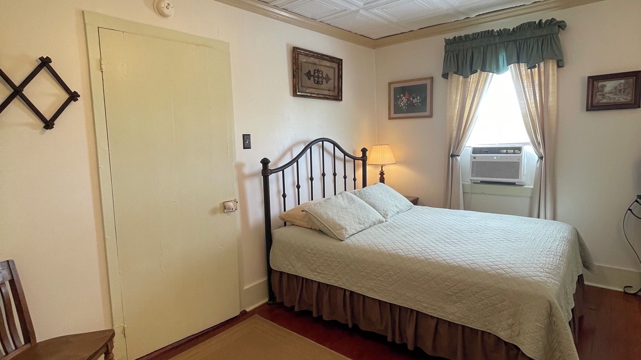 Photo of Bedroom in Houma