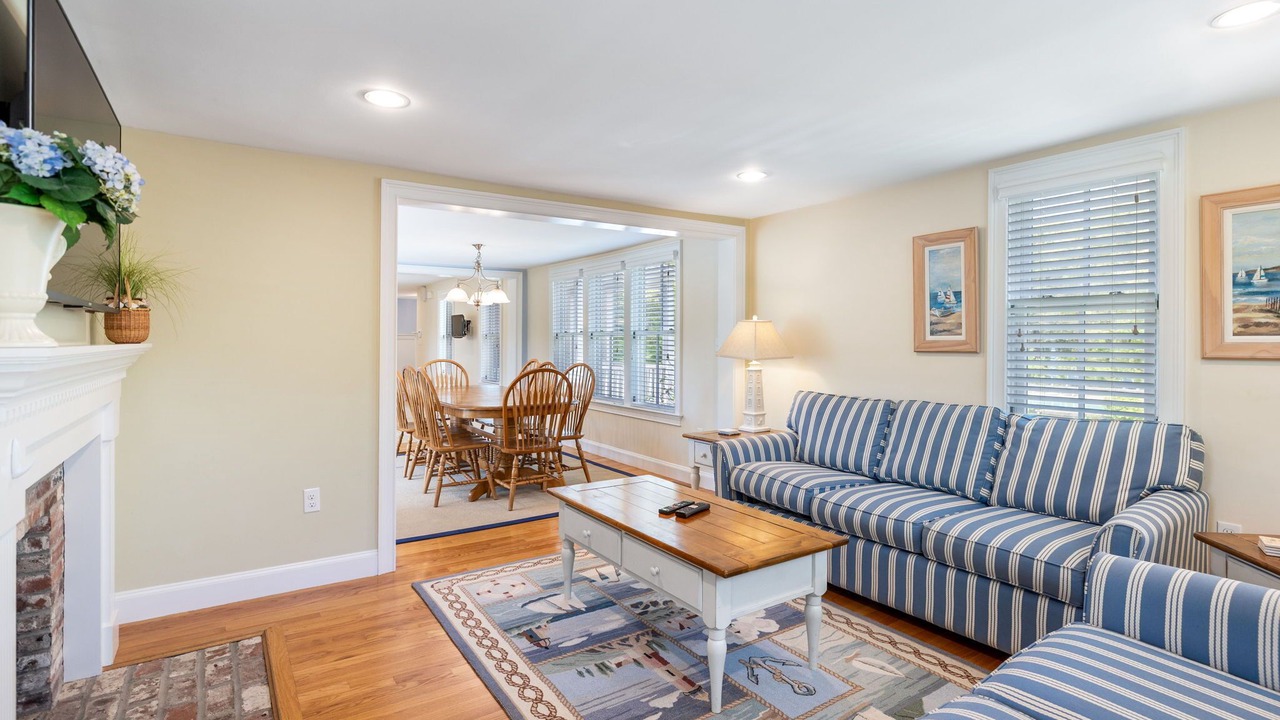 Photo of Livingroom in Dennis Port