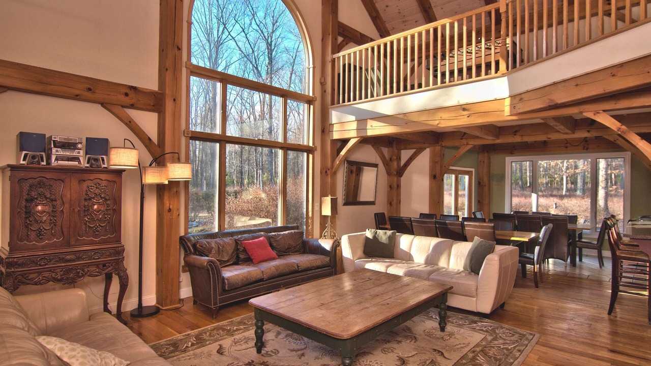 Photo of Livingroom in East Stroudsburg