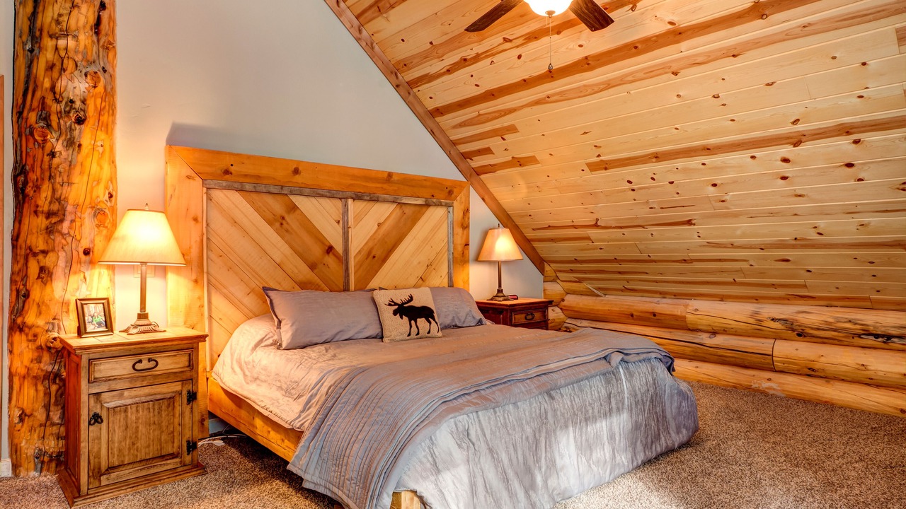 Photo of Bedroom in Blue River
