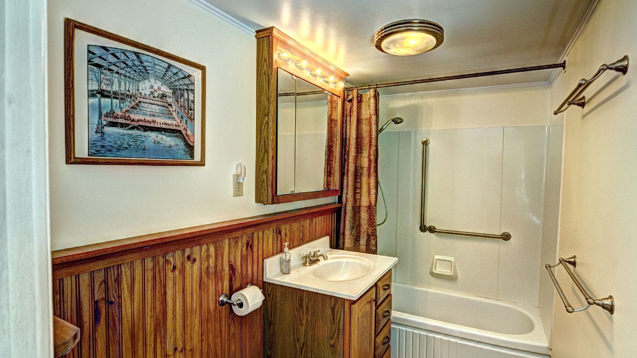 Photo of Bathroom in Hamilton