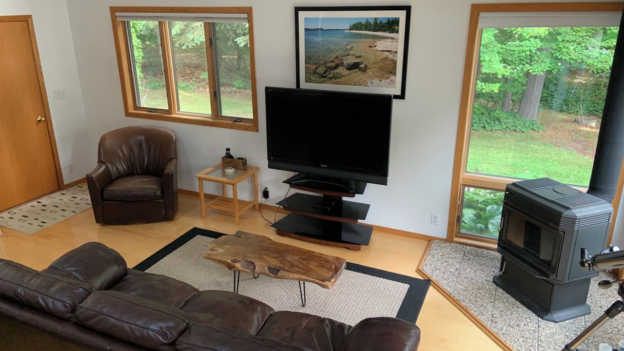 Photo of Livingroom in Bayfield