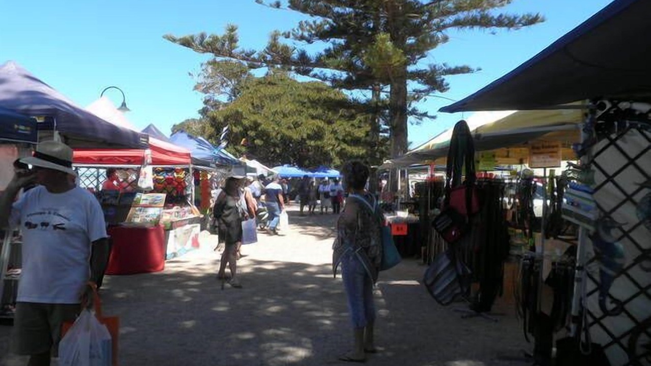 Photo of Others in Dalrymple