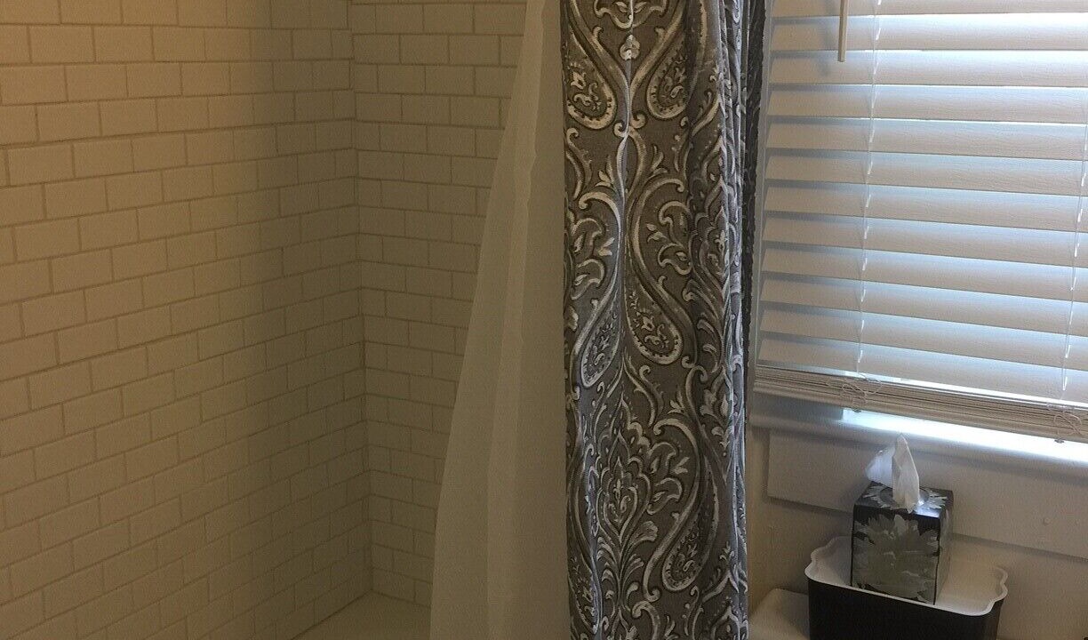 Photo of Bathroom in East Ocean View