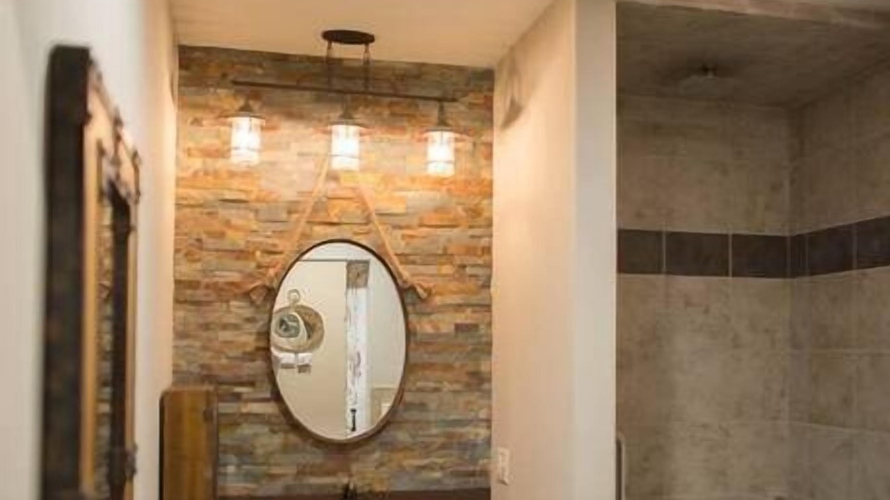 Photo of Bathroom in Cottage Grove