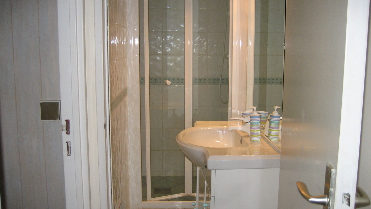 Photo of Bathroom in Centre Ville