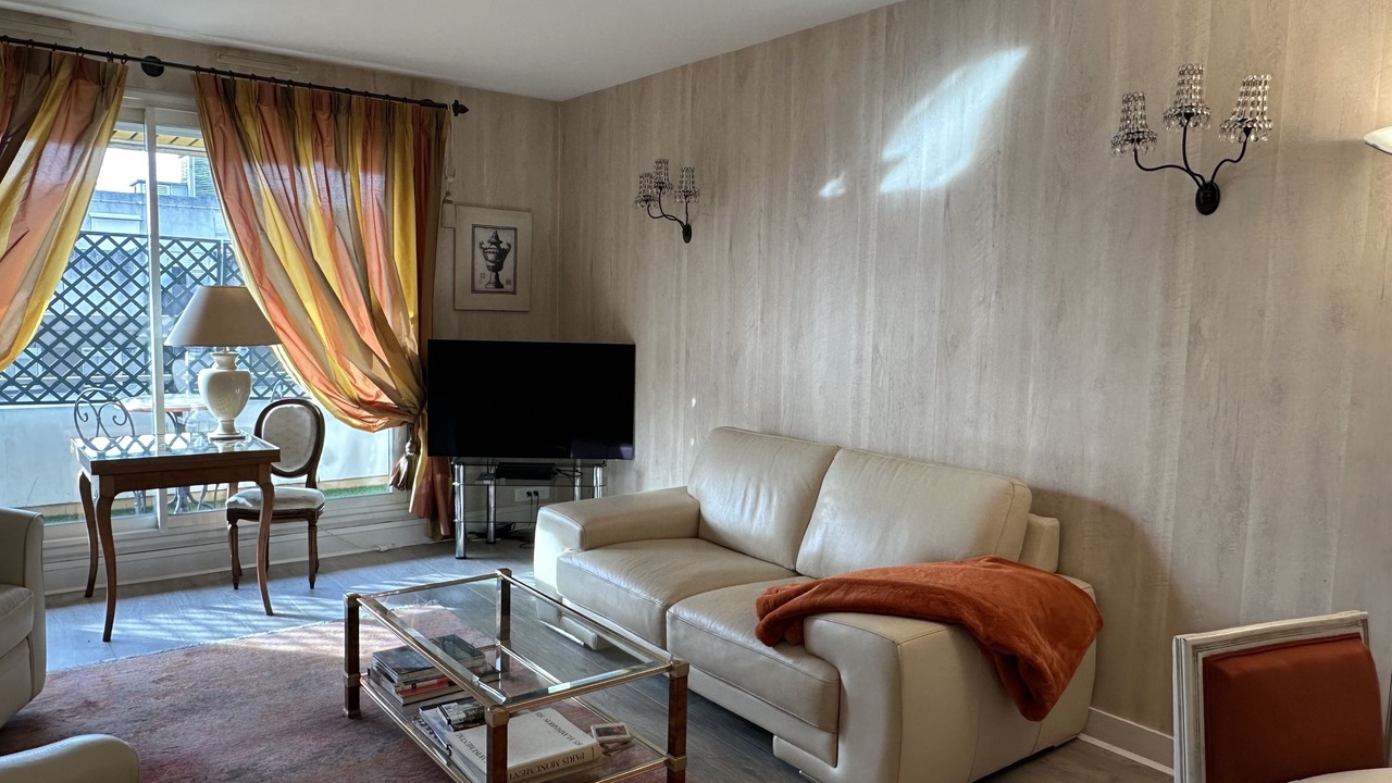 Photo of Livingroom in Centre Ville