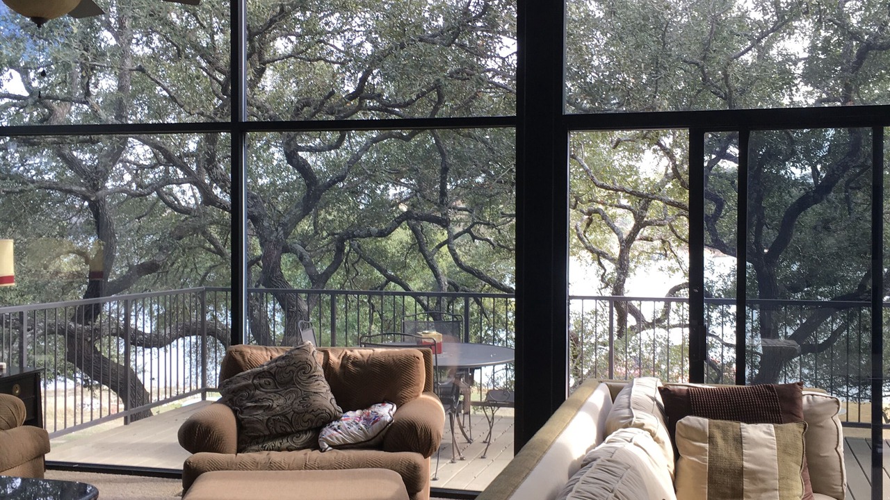 Photo of Livingroom in Lakeway