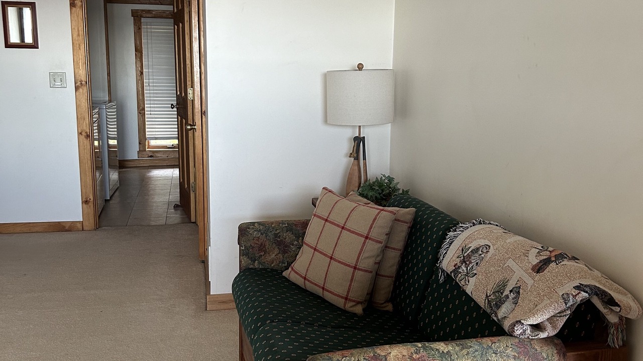 Photo of Livingroom in Town of Somerset