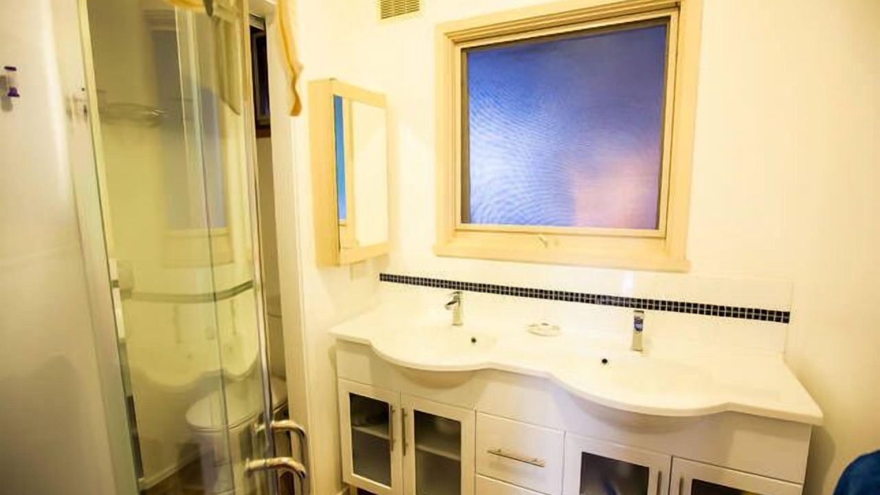 Photo of Bathroom in Metung