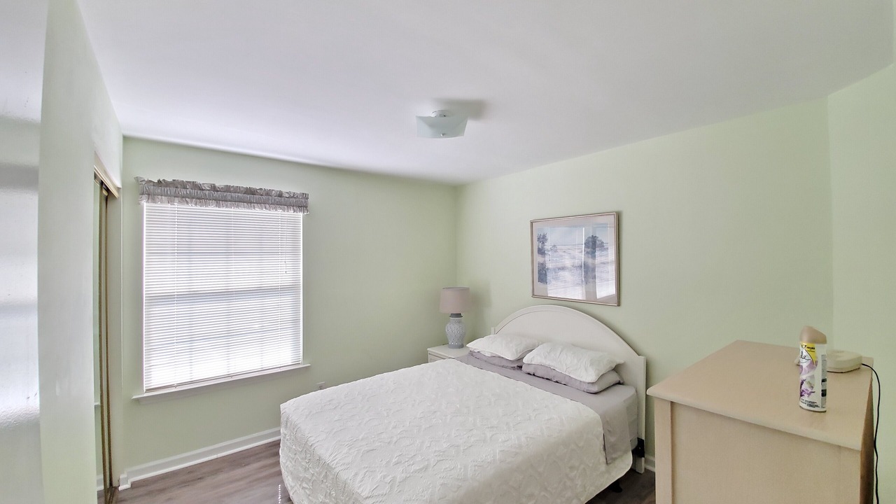 Photo of Bedroom in Garden City