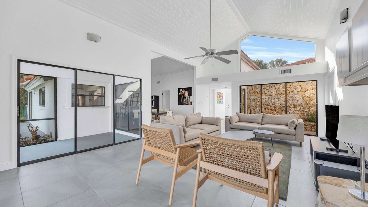 Photo of Livingroom in Clermont