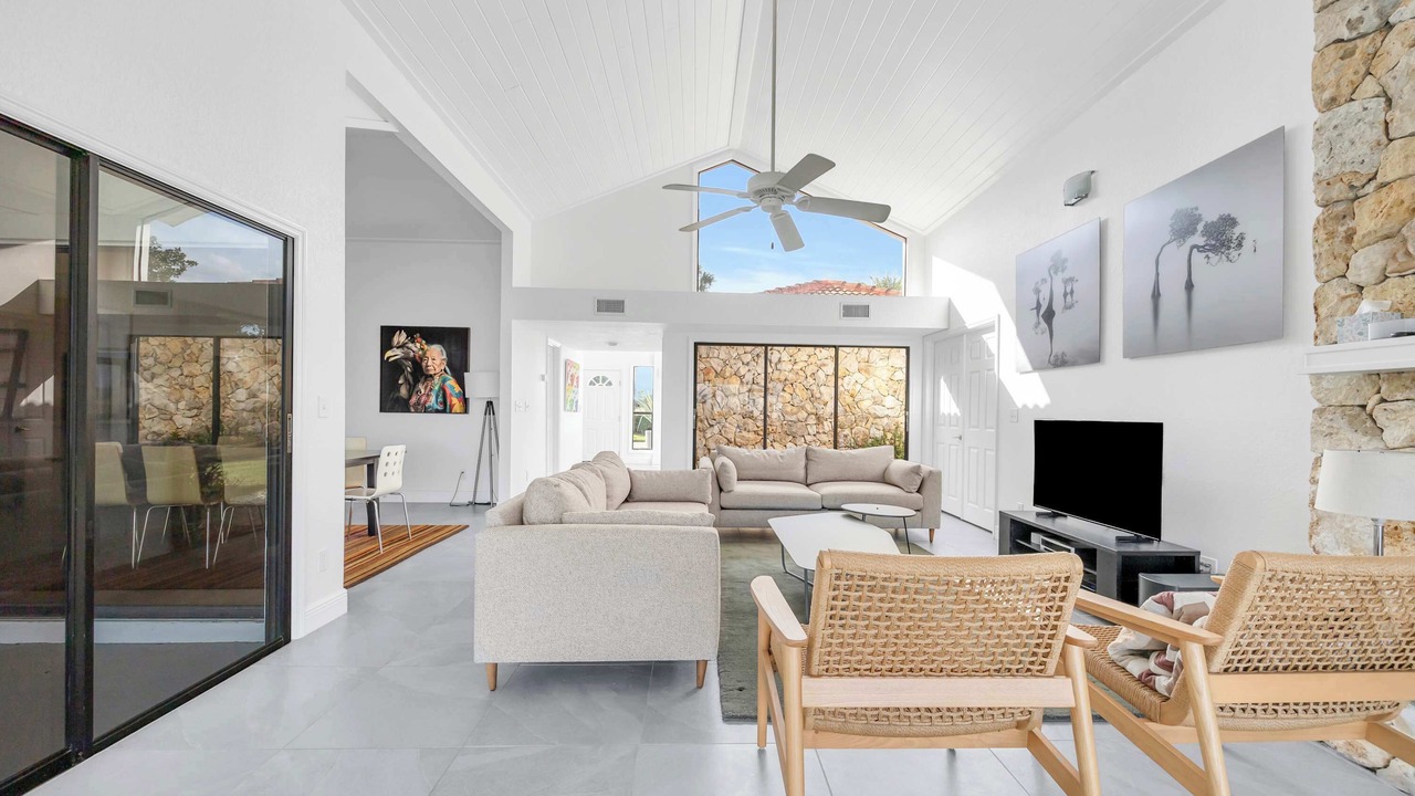 Photo of Livingroom in Clermont