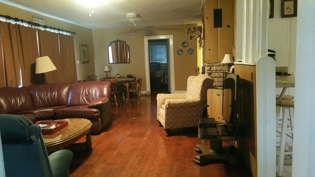 Photo of Bedroom in Groveoak