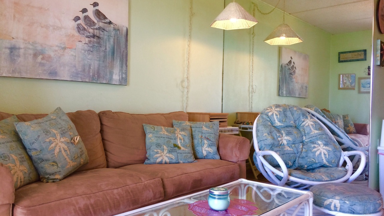 Photo of Livingroom in Crescent Beach
