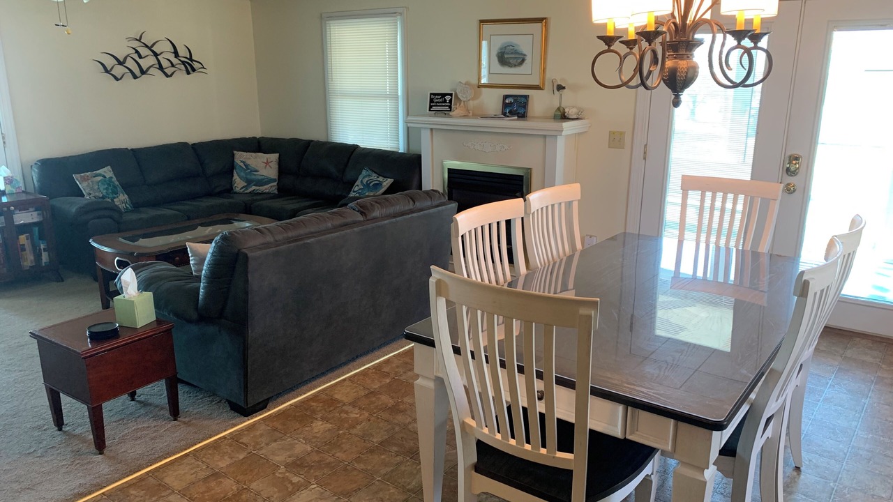 Photo of Livingroom in Currituck County