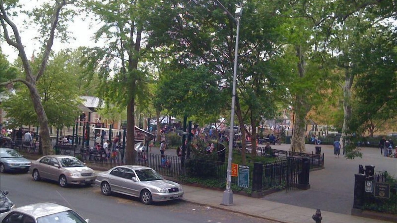 Photo of Others in Carroll Gardens