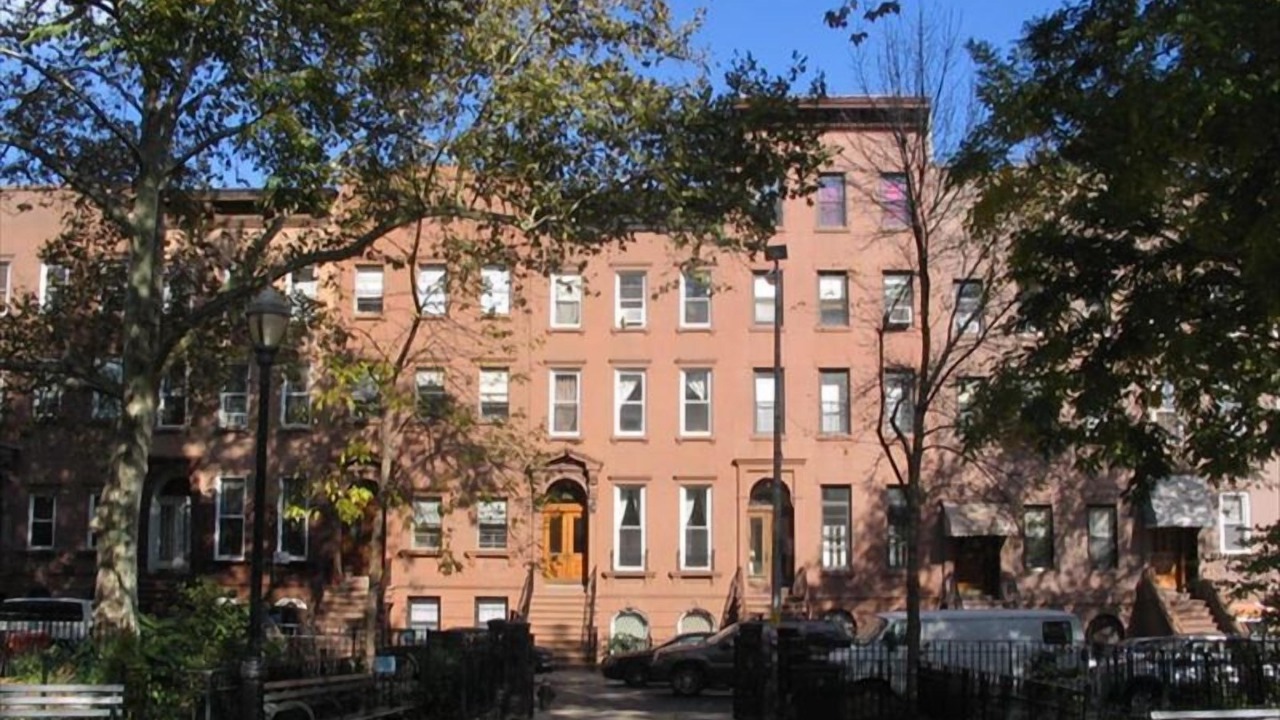 Photo of Others in Carroll Gardens