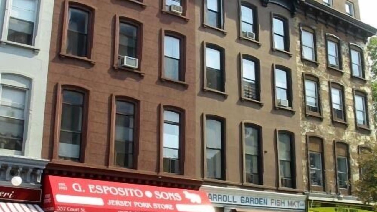 Photo of Others in Carroll Gardens