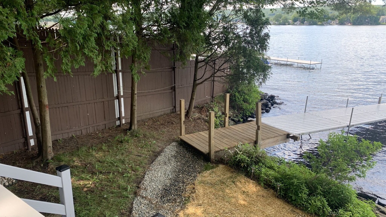 Photo of Outdoor in Lake Pocotopaug