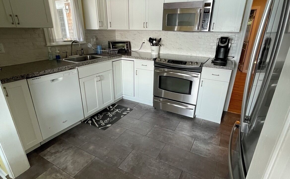 Photo of Kitchen in Lake Pocotopaug