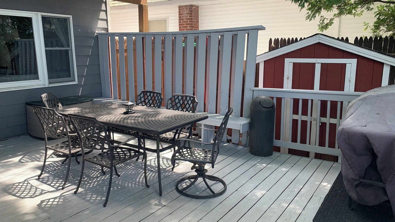 Photo of Outdoor in Lake Pocotopaug