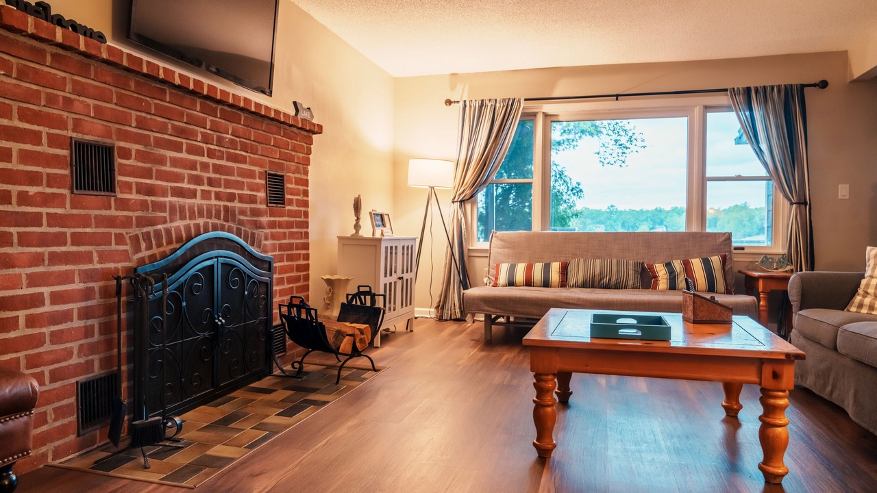 Photo of Livingroom in Lake Pocotopaug