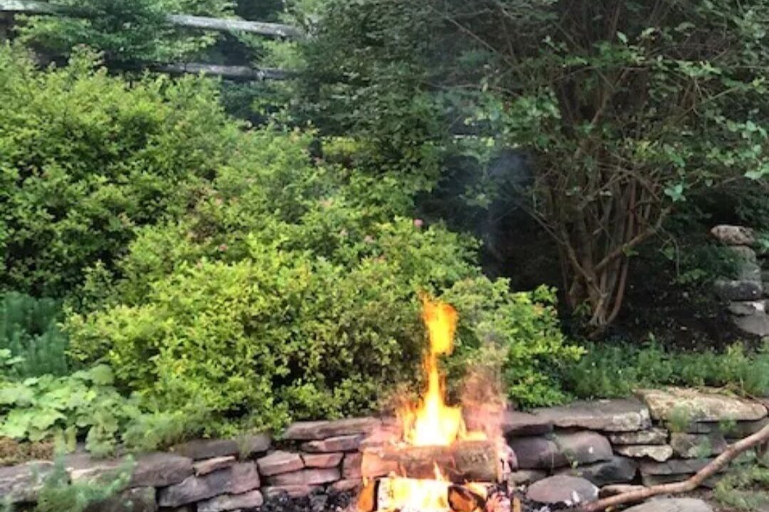 Photo of Outdoor in Lake Hill