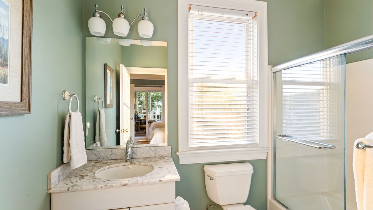 Photo of Bathroom in Isle of Palms