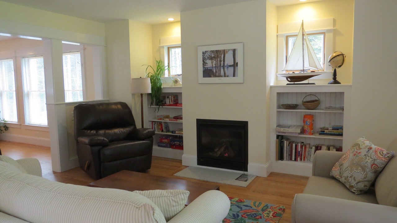 Photo of Livingroom in Bass Harbor