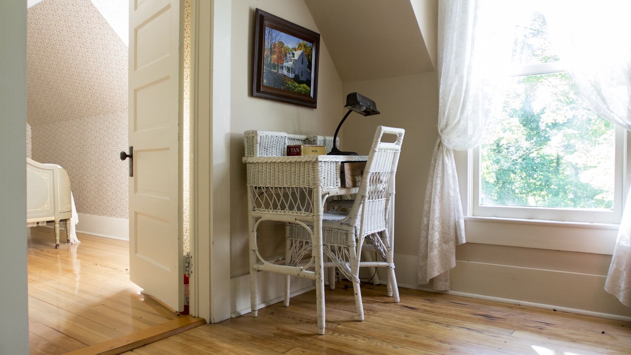 Photo of Bedroom in Compton