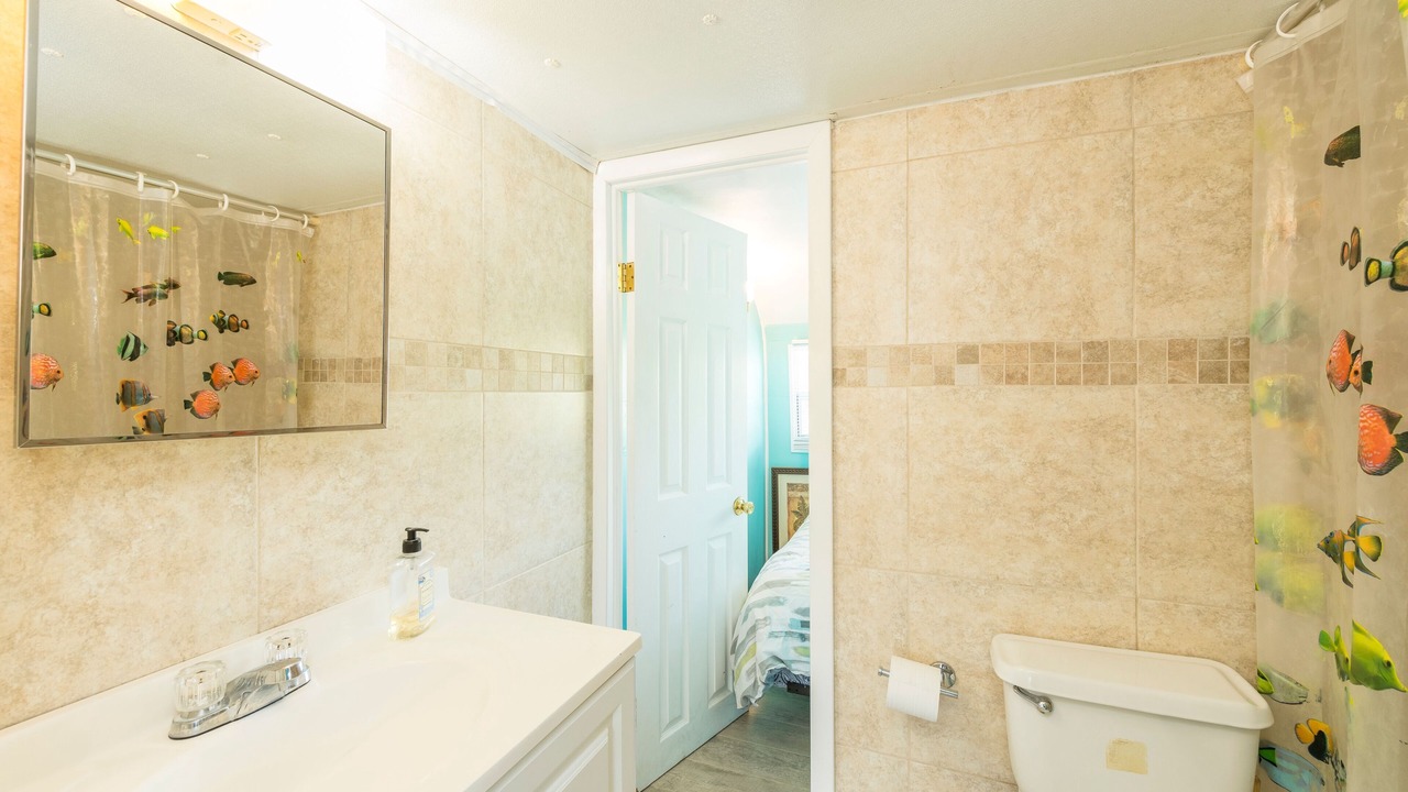 Photo of Bathroom in Cudjoe Key