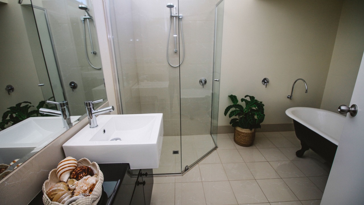 Photo of Bathroom in Glenelg