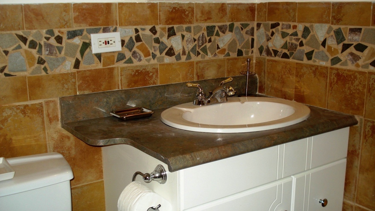Photo of Bathroom in Saint-Leonard