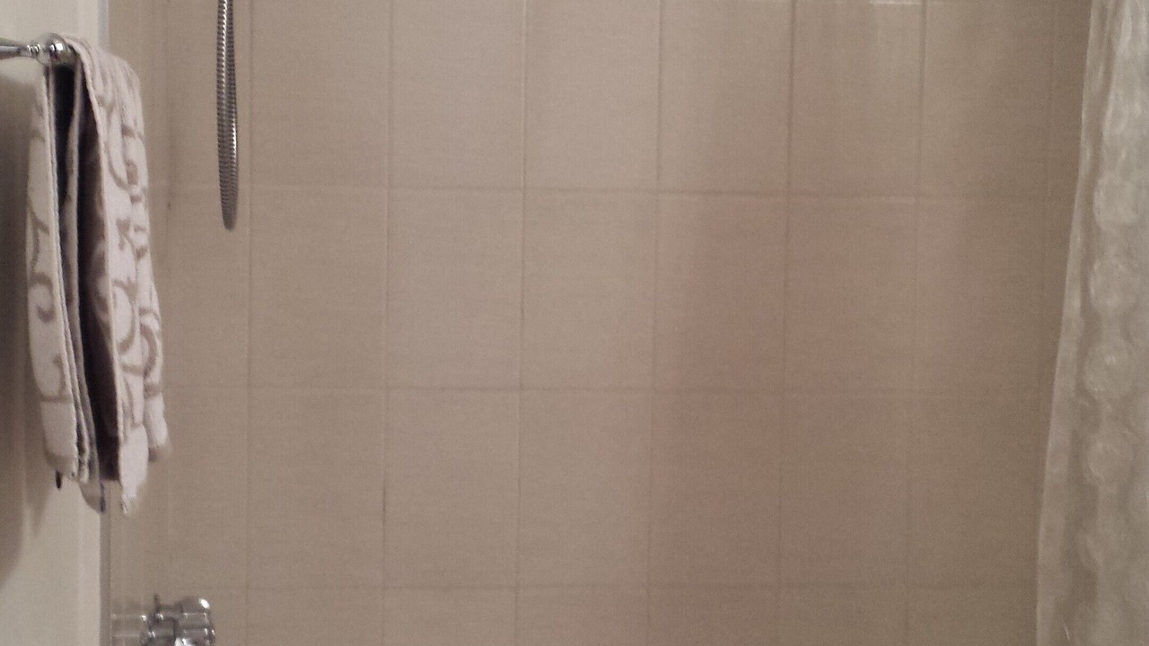 Photo of Bathroom in Saint-Leonard
