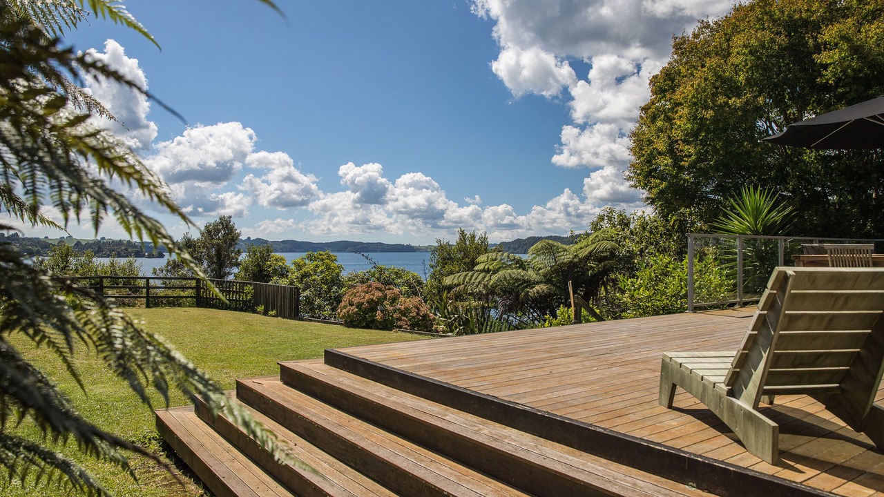 Photo of Others in Tikitere