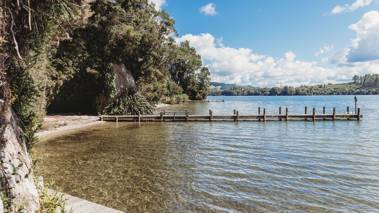 Photo of Others in Tikitere