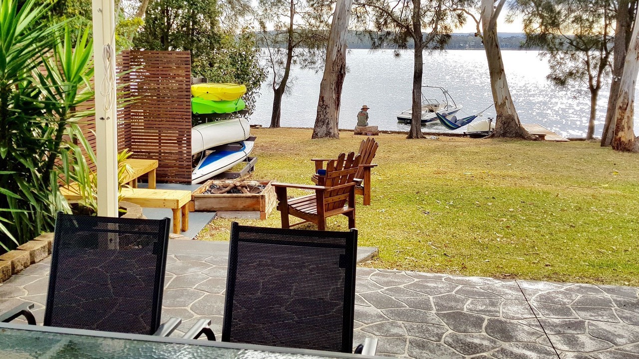 Photo of Outdoor in Mannering Park