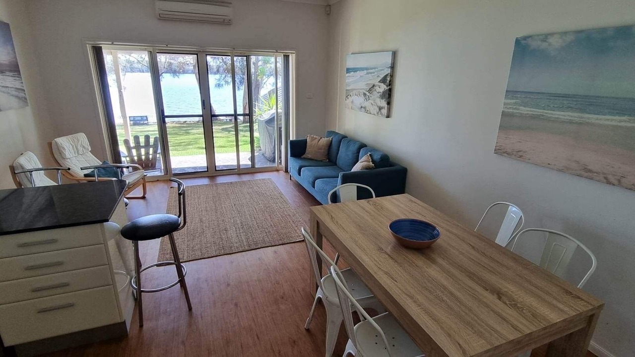 Photo of Livingroom in Mannering Park