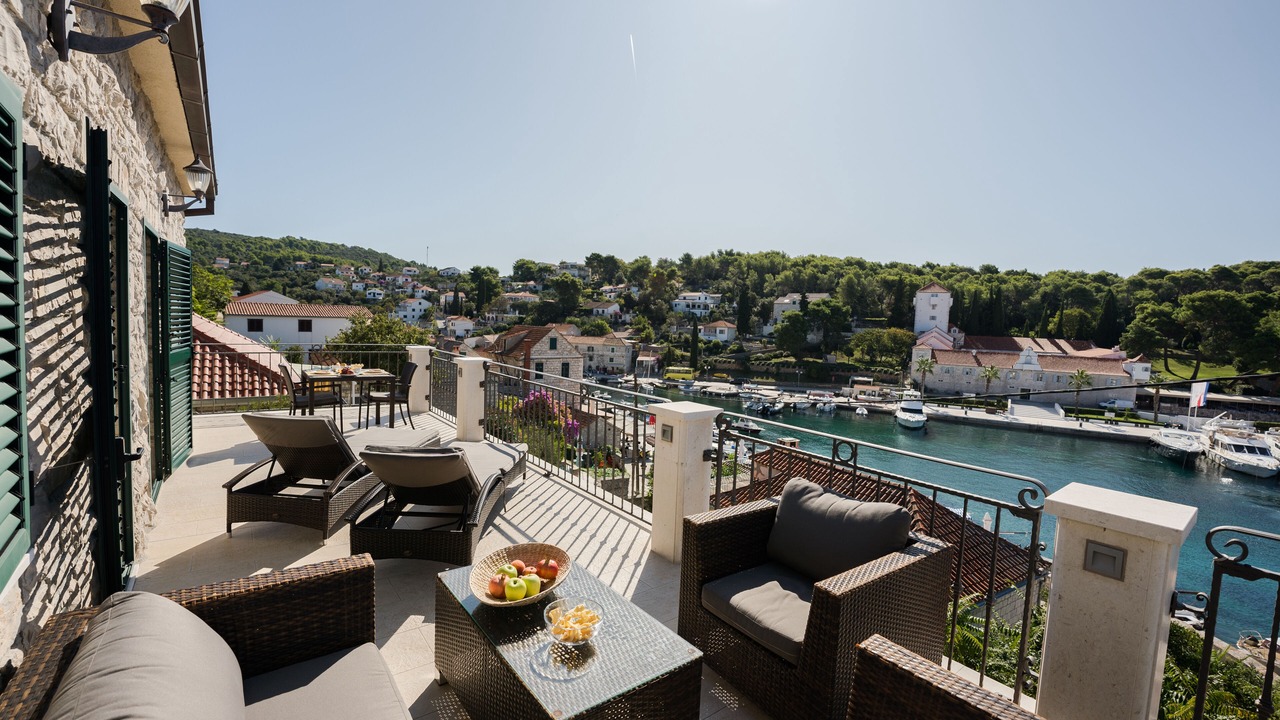Photo of Patio Balcony in Maslinica