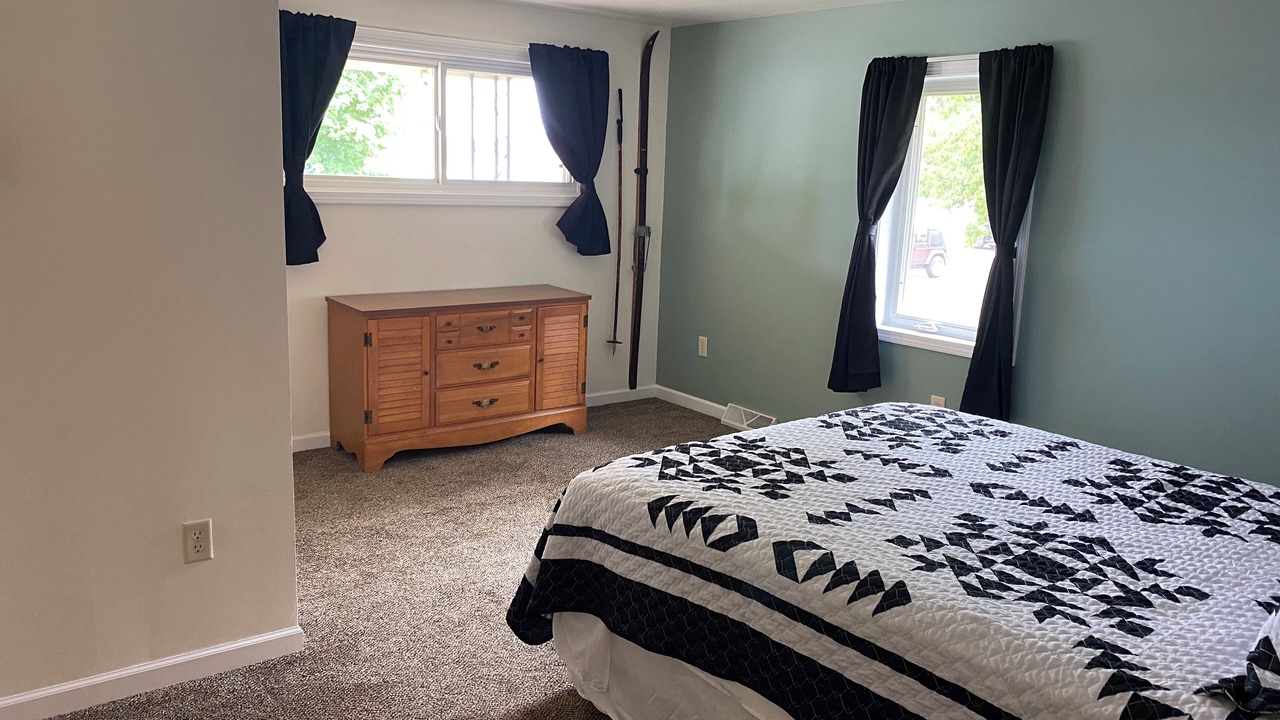 Photo of Bedroom in Munising
