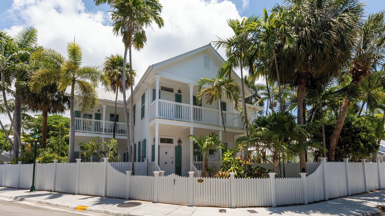 Photo of Others in Bahama Village