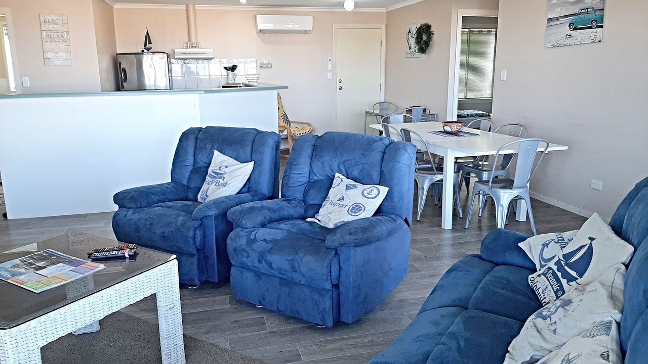 Photo of Livingroom in Encounter Bay