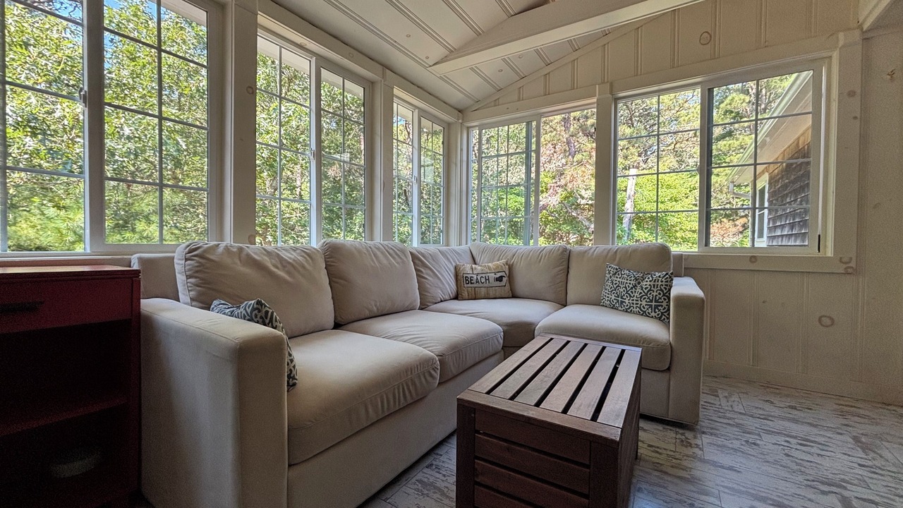 Photo of Livingroom in Edgartown