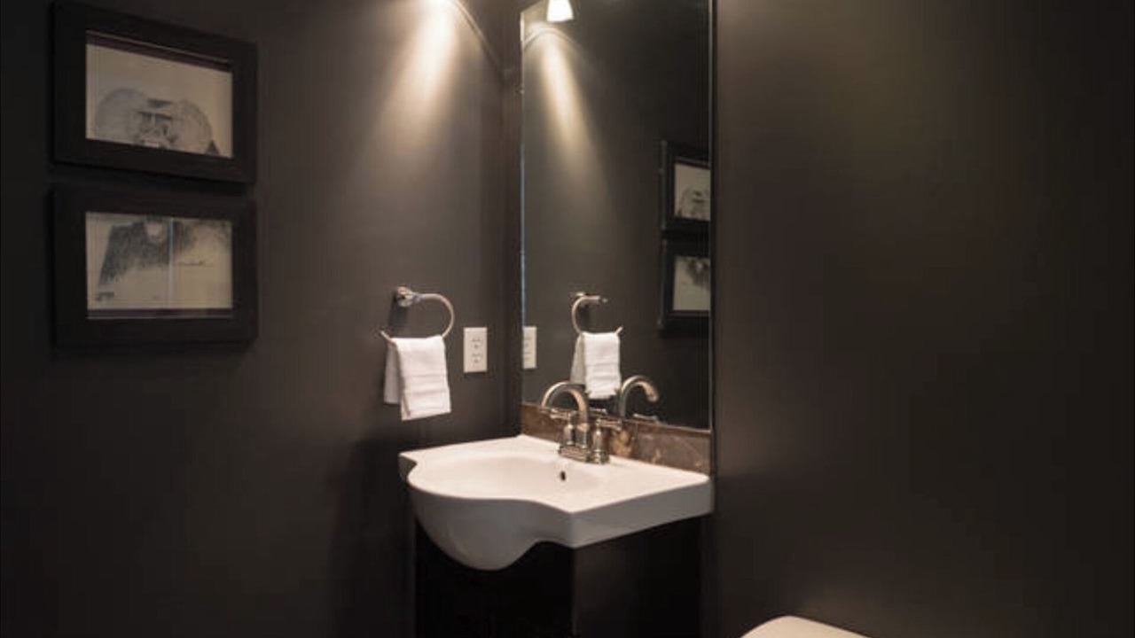 Photo of Bathroom in Rosewood