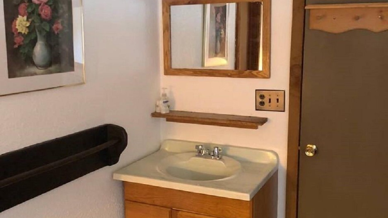 Photo of Bathroom in Bridgewater Corners