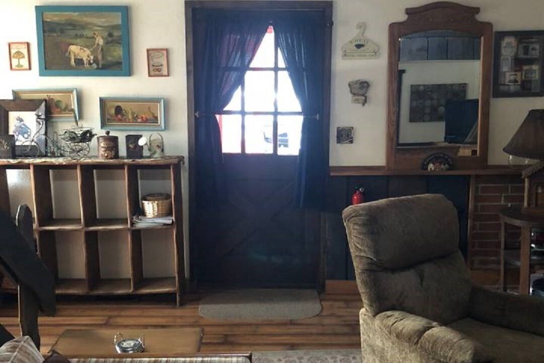 Photo of Livingroom in Bridgewater Corners