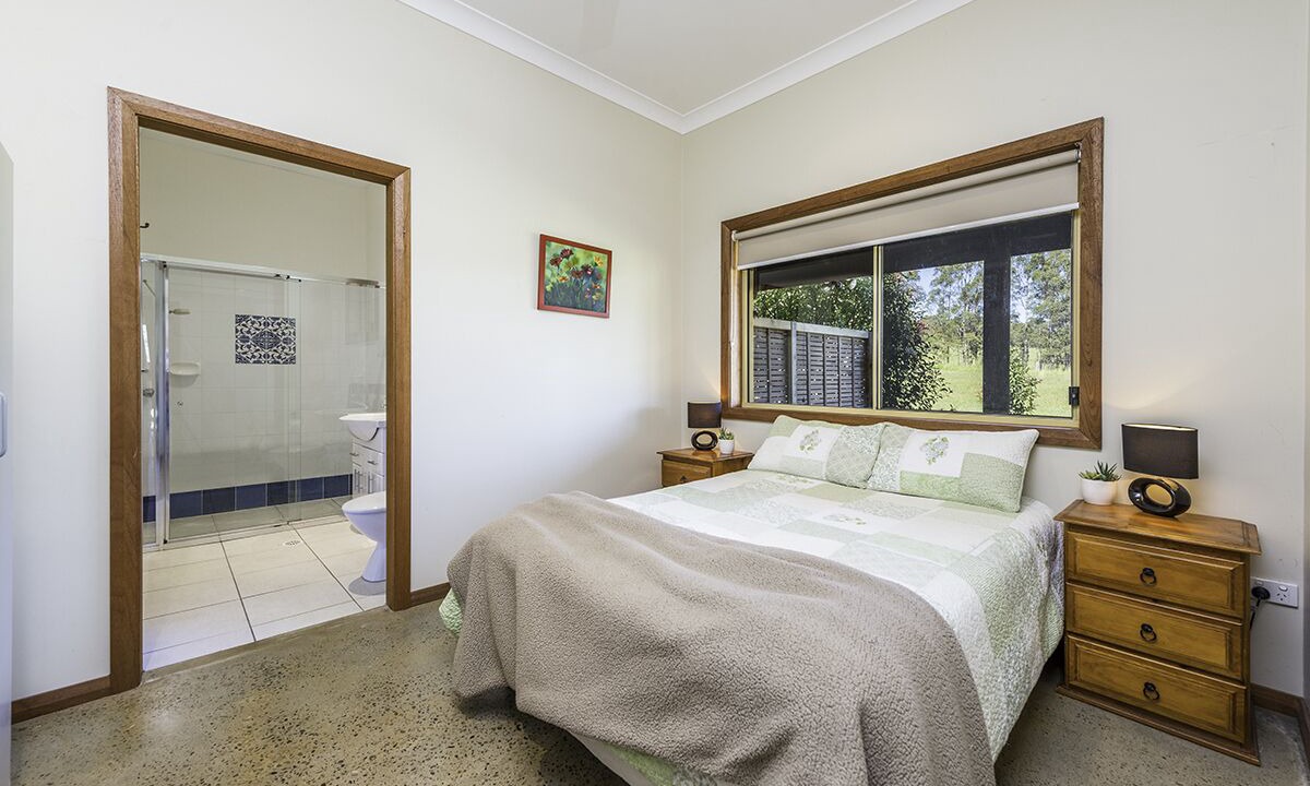 Photo of Bedroom in Quorrobolong